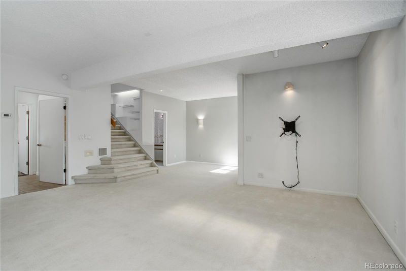 548 Observatory Dr #A, Colorado Springs, CO 80904