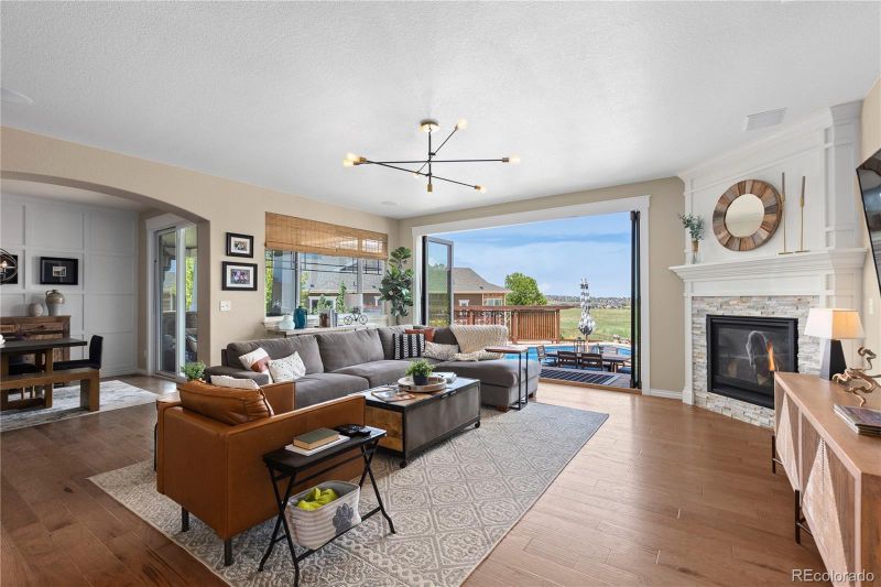 17747 W 78th Dr, Arvada, CO 80007