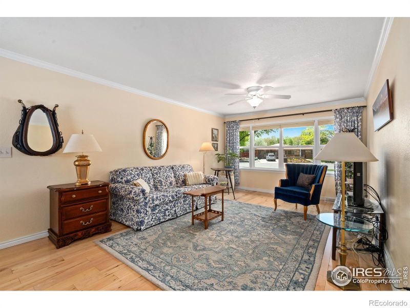 12795 Waterbury Rd, Longmont, CO 80504