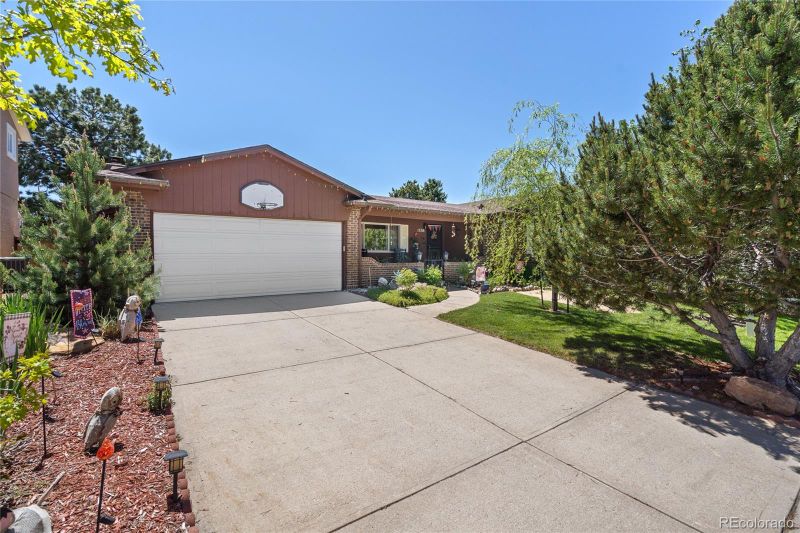 13318 E Florida Ave, Aurora, CO 80012