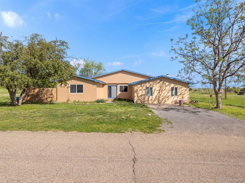 5151 Isabella Dr, Colorado City, CO 81019