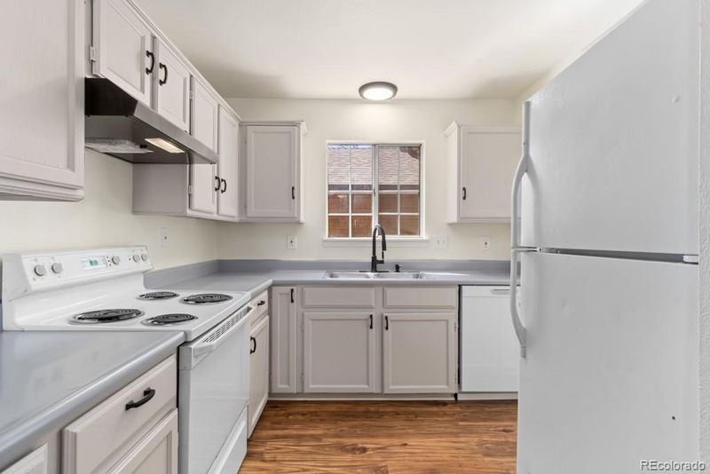 19085 E 16th Pl, Aurora, CO 80011