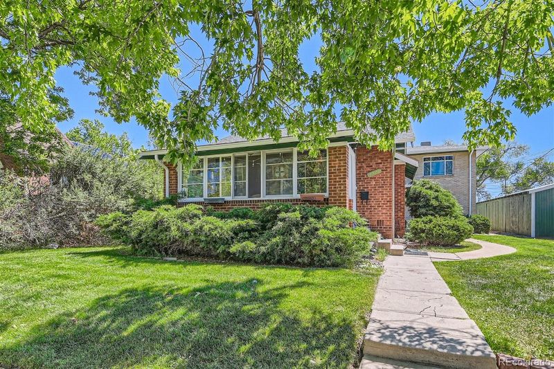 1528 Jasmine St N, Denver, CO 80220