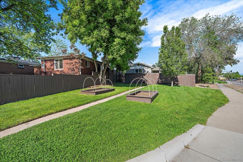 1555 S Marion St, Denver, CO 80210