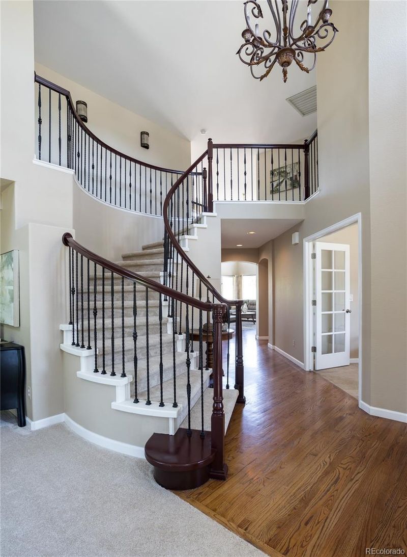 5705 Glenstone Ln, Highlands Ranch, CO 80130