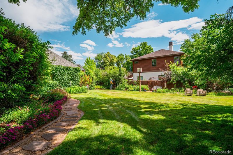 2300 S Cook St, Denver, CO 80210