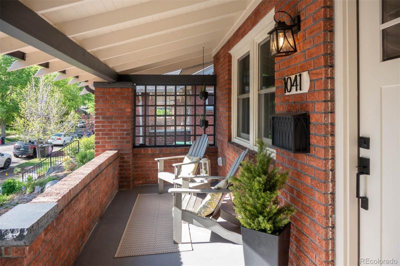 1041 Monroe St, Denver, CO 80206