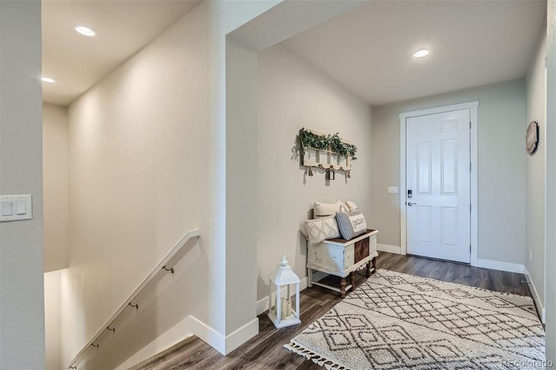 8822 Dunraven St, Arvada, CO 80007