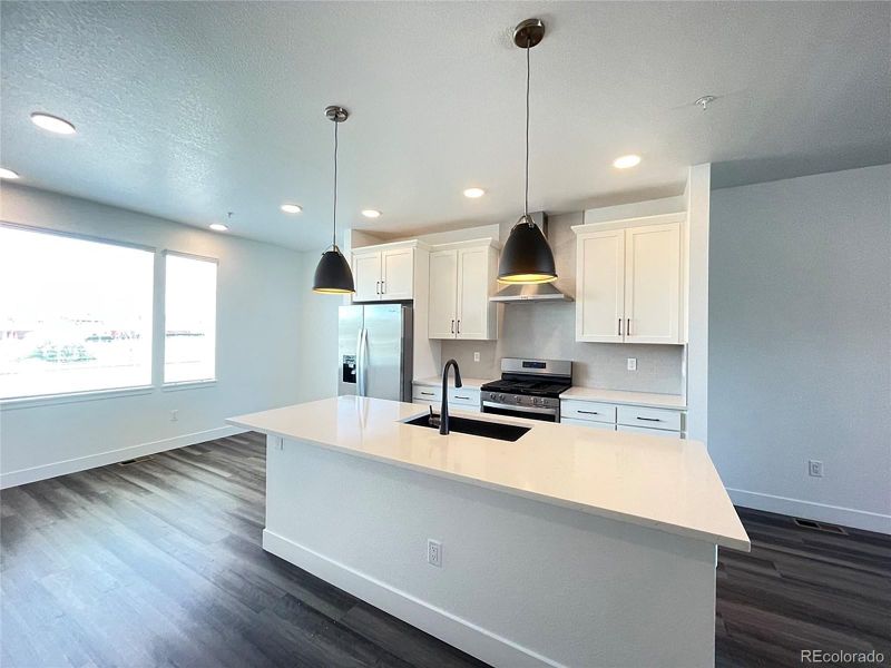 2734 W 68th Ave, Denver, CO 80221