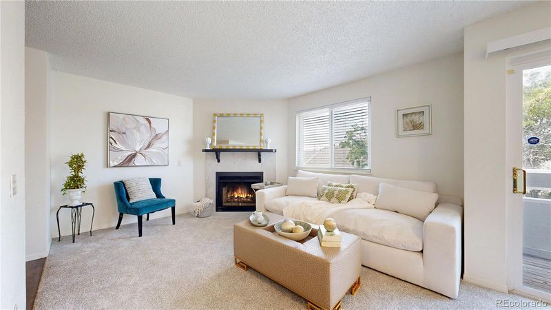 1332 S Cathay Ct #201, Aurora, CO 80017