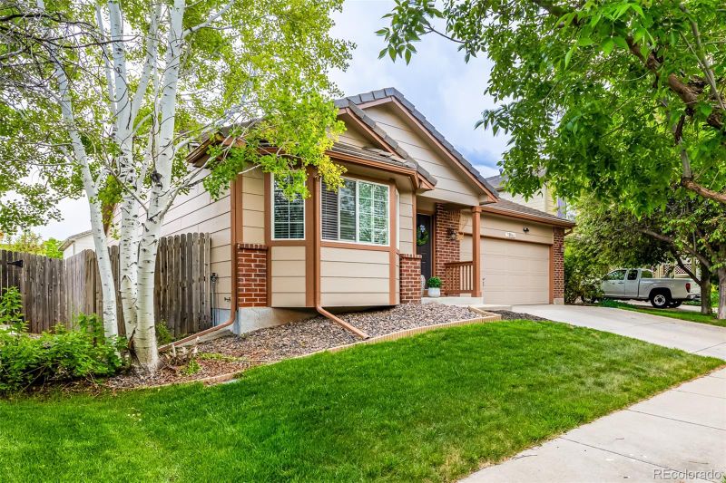 10066 Helena St, Commerce City, CO 80022