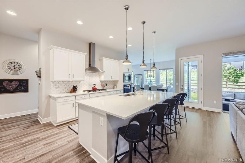 18247 W 95th Ave, Arvada, CO 80007