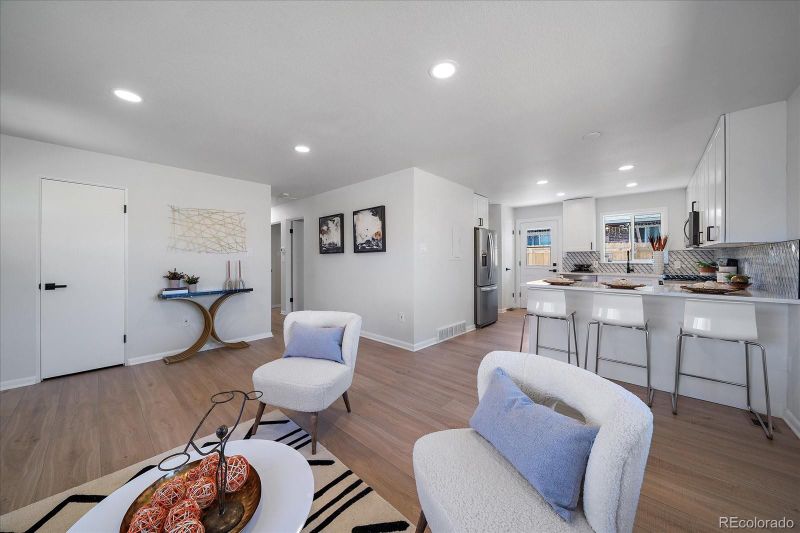 4952 E 9th Ave, Denver, CO 80220