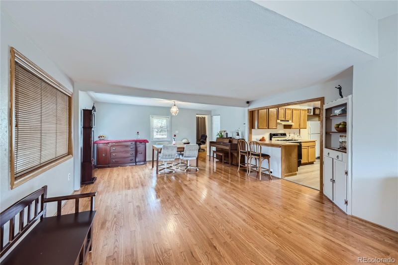 9660 W 22nd Pl, Lakewood, CO 80215