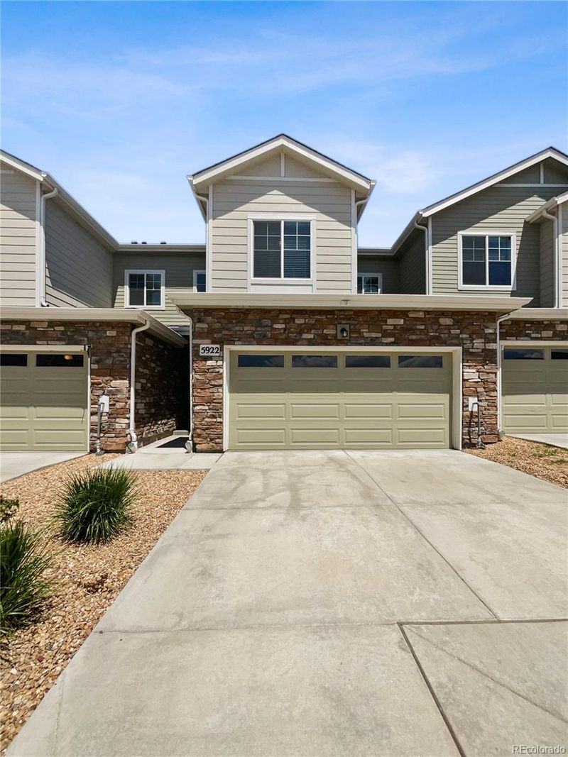 5922 Still Meadow Pl, Castle Rock, CO 80104