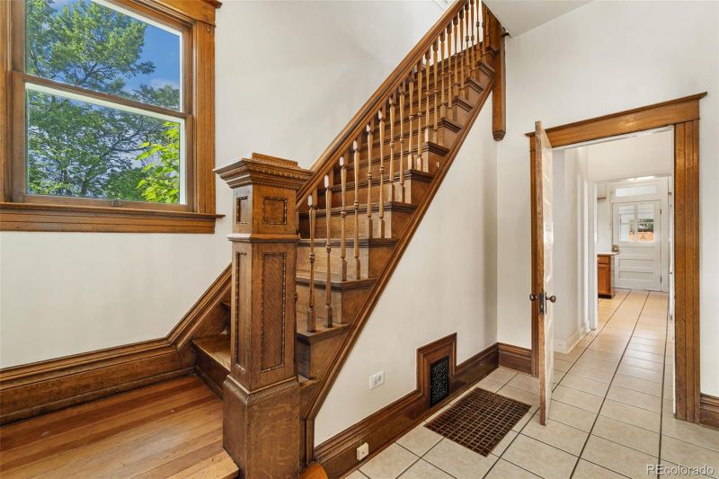 1401 S Lincoln St, Denver, CO 80210