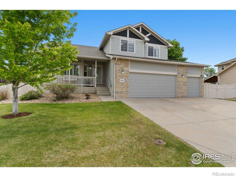 9927 Buffalo St, Firestone, CO 80504