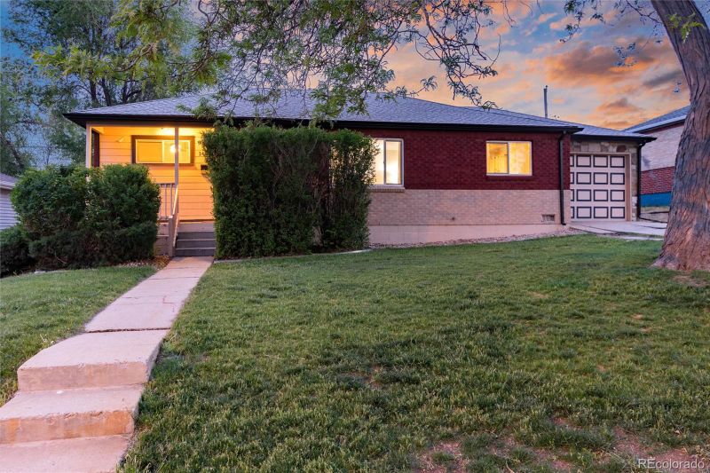 1420 Rowena St, Thornton, CO 80229