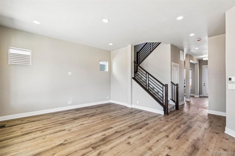 21024 E 62nd Ave, Aurora, CO 80019