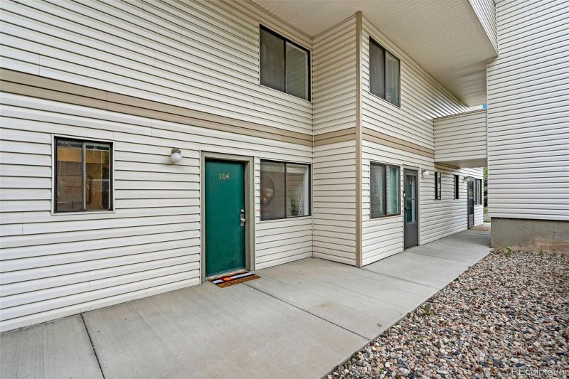 1705 Heatheridge Rd #L104, Fort Collins, CO 80526