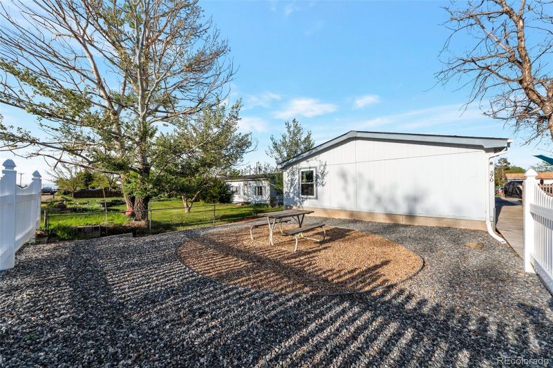 570 1st St, Bennett, CO 80102