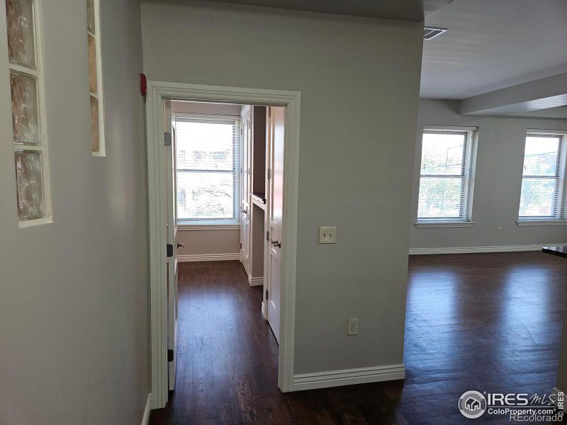 804 8th St #203, Greeley, CO 80631