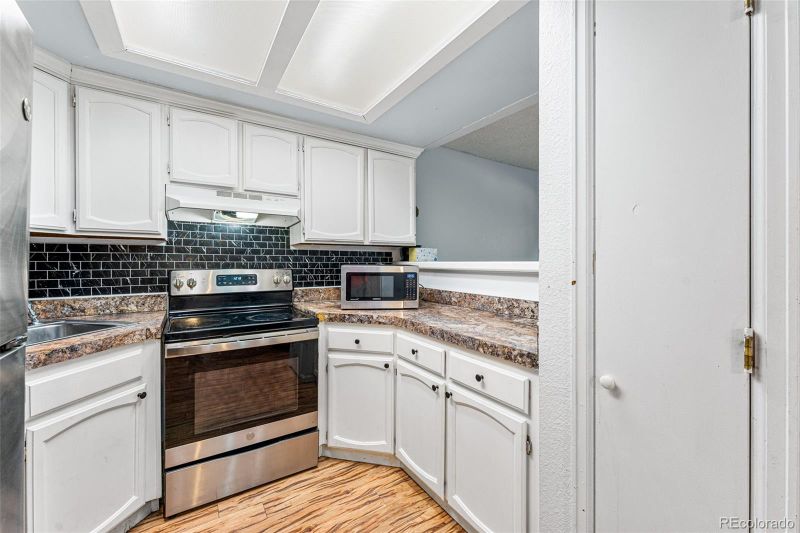 3300 W Florida Ave #28, Denver, CO 80219