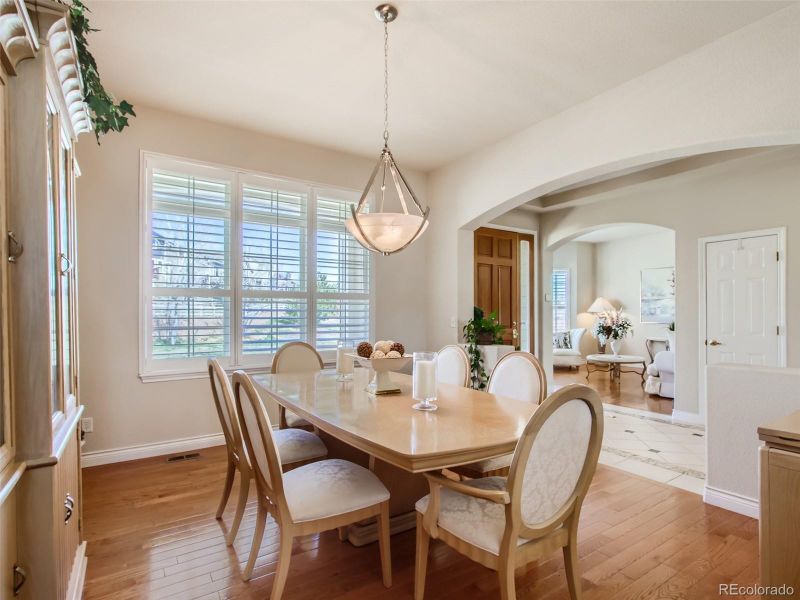 15864 W 58th Ave, Golden, CO 80403