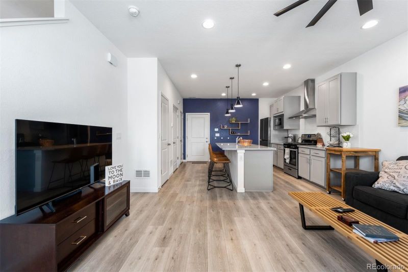 7957 Yampa River Ave, Littleton, CO 80125