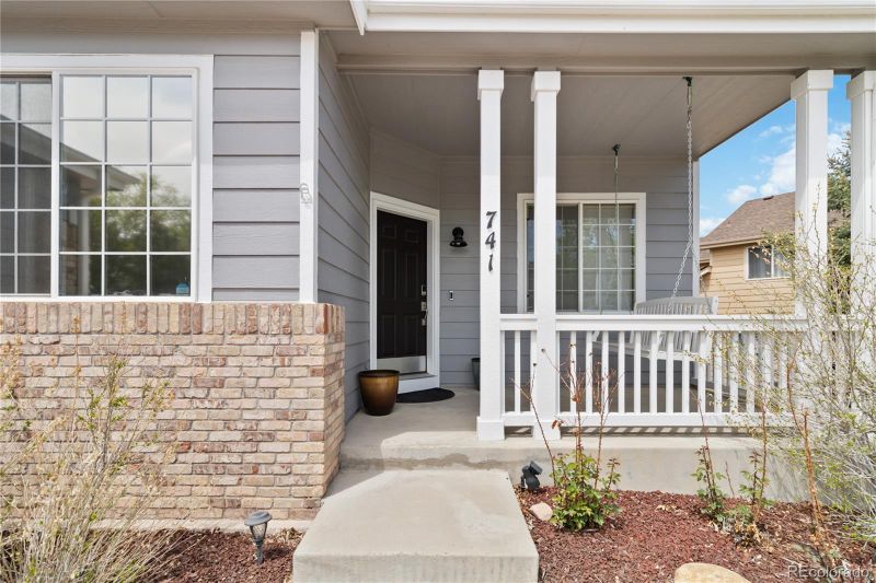 741 Deer Clover Cir, Castle Pines, CO 80108