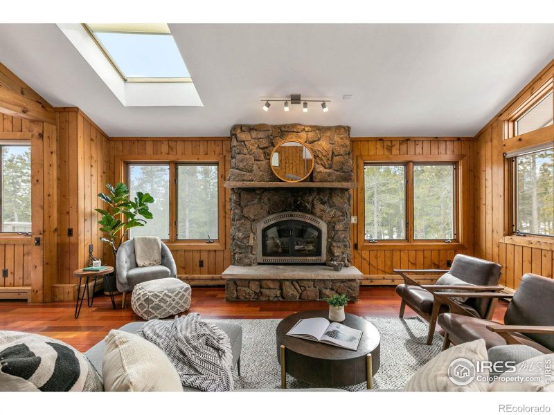 7730 S Saint Vrain Ave, Estes Park, CO 80517
