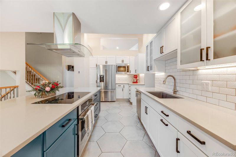 5987 S Glencoe Way, Centennial, CO 80121