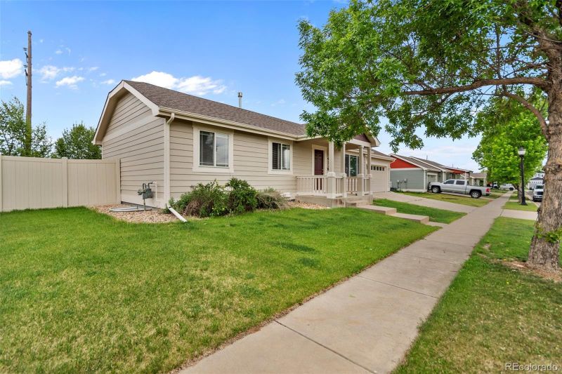 4218 Larkspur Rd, Evans, CO 80620