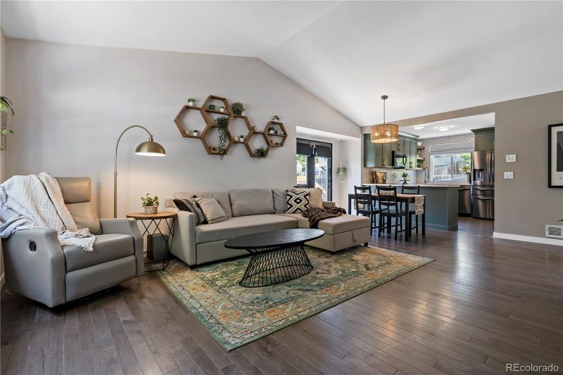 4585 S Salida St, Aurora, CO 80015