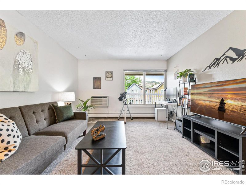 2707 Valmont Rd #305, Boulder, CO 80304
