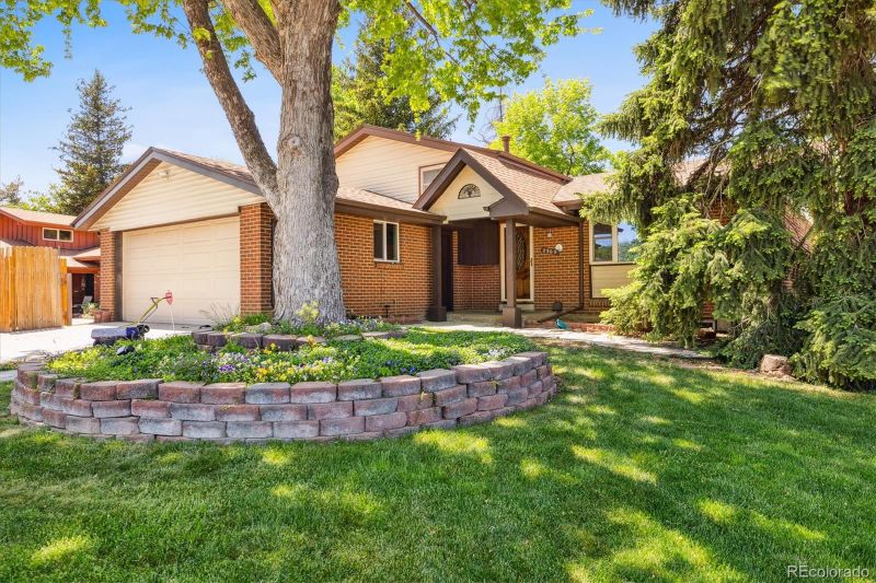 2365 S Lansing St, Aurora, CO 80014