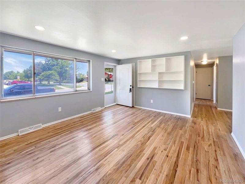 961 Dawson Dr, Denver, CO 80229
