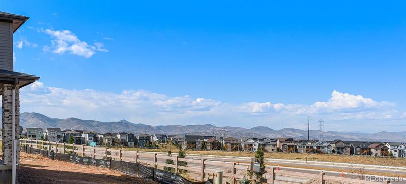 8942 Whiteclover St, Littleton, CO 80125