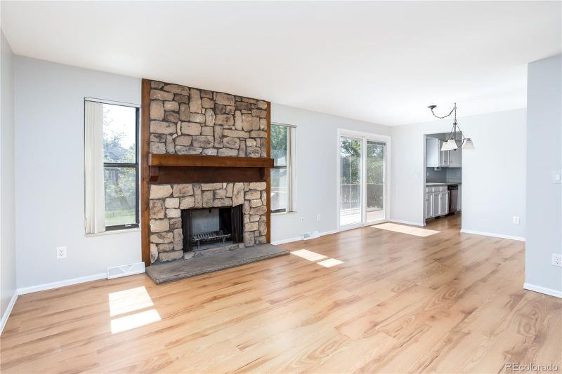 5746 S Lansing Ct, Englewood, CO 80111