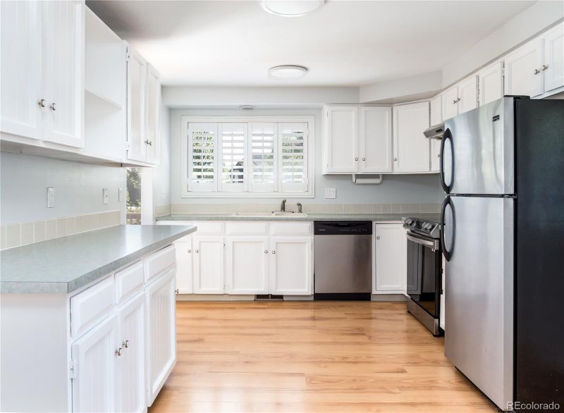 5746 S Lansing Ct, Englewood, CO 80111