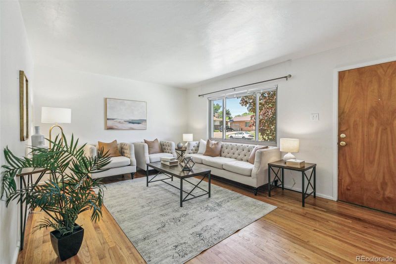 1936 S Newton St, Denver, CO 80219