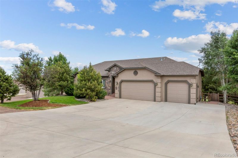 16715 Cherry Crossing Dr, Colorado Springs, CO 80921