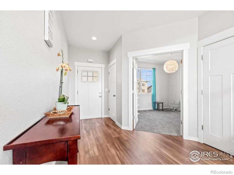325 Mcgregor Ln, Johnstown, CO 80534