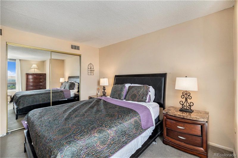 1020 15th St #18N, Denver, CO 80202