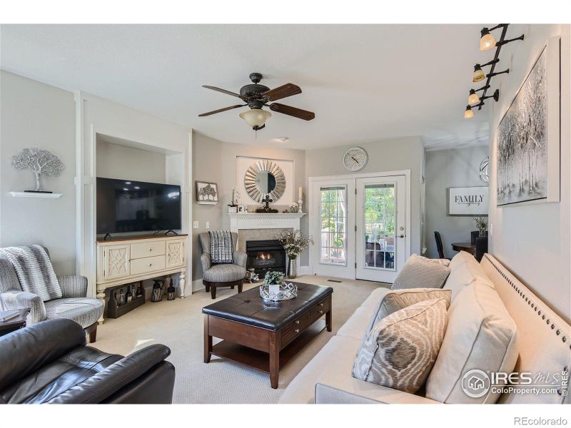 1221 Crescent Dr, Windsor, CO 80550