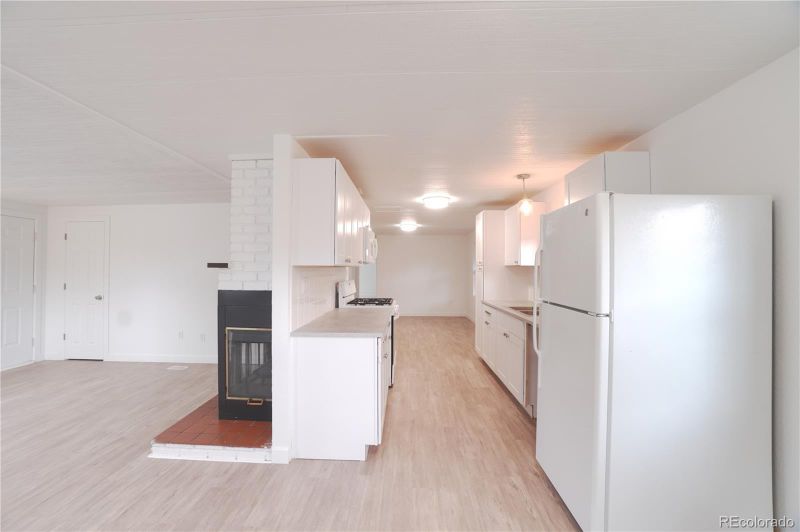 275 B St, Golden, CO 80401