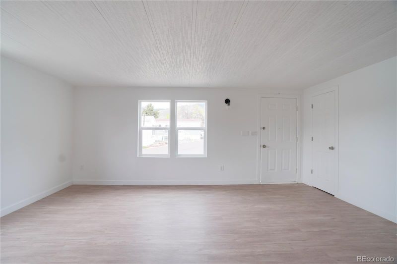275 B St, Golden, CO 80401