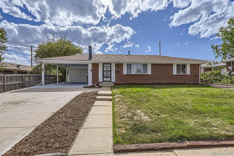 8147 Vallejo St, Denver, CO 80221