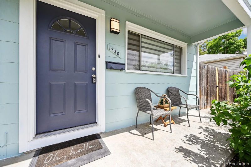 1230 Elmira St, Aurora, CO 80010