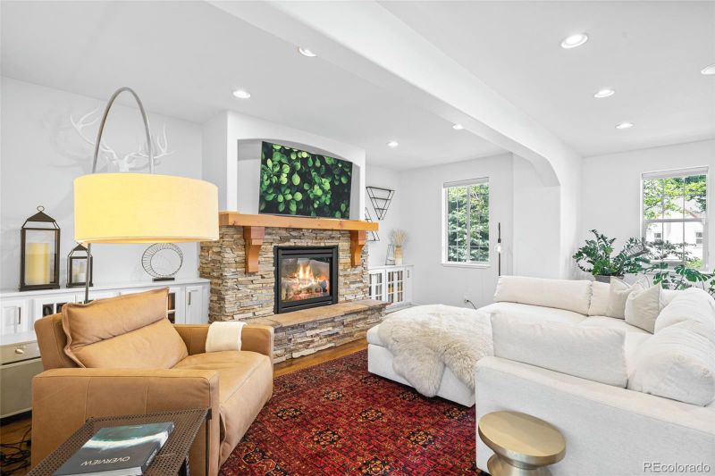 2501 Perry St, Denver, CO 80212